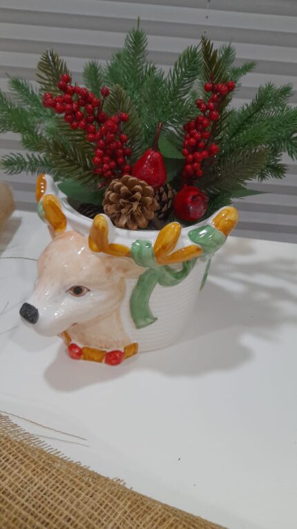 Vaso con Renna a rilievo